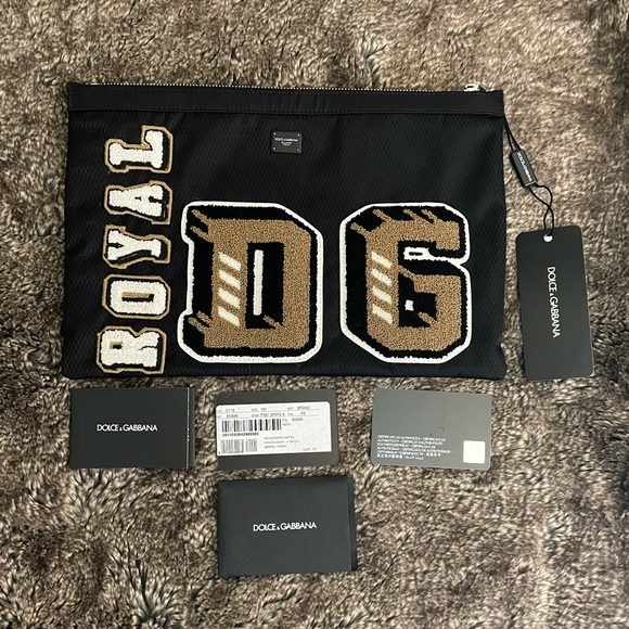 🌟Dolce & Gabbana Pouch - Picture 10 of 13